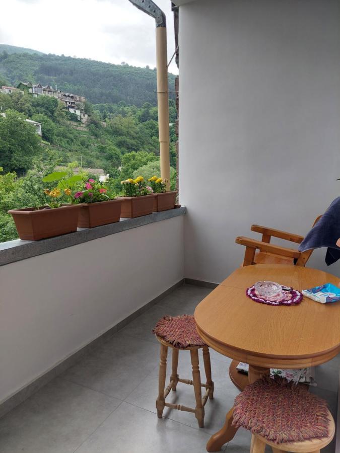 Arman Guest House Dilijan Ngoại thất bức ảnh